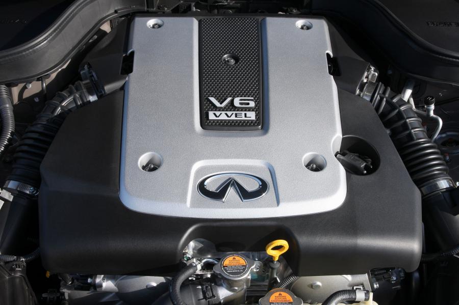  Infiniti G37 2010 года  (EU) (фото 34 из 53)